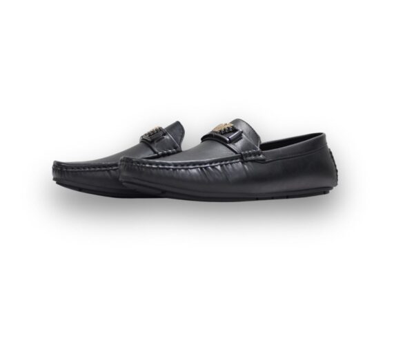 Armani Affair - Image 3