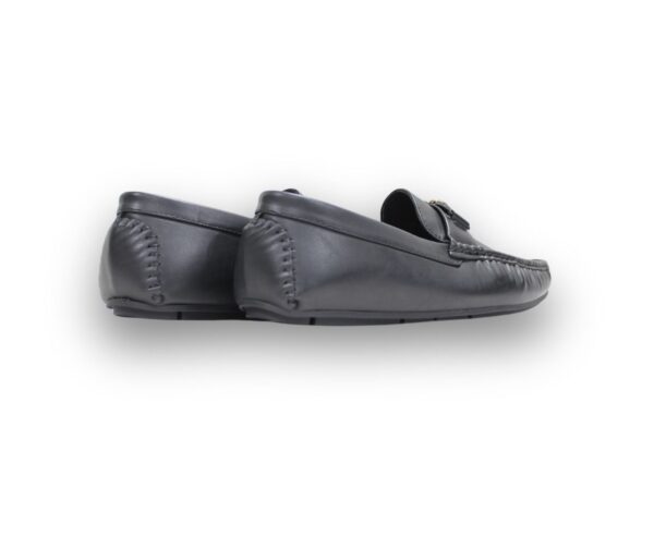 Armani Affair - Image 5